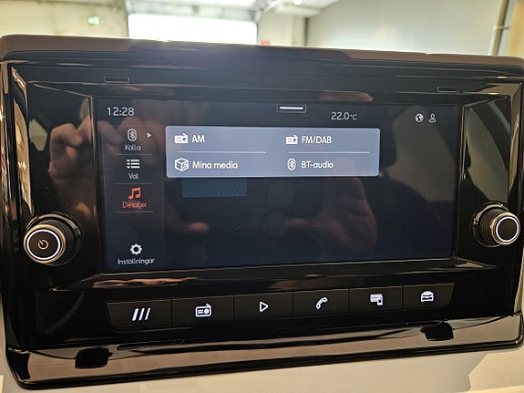 Seat Arona 23 of 24