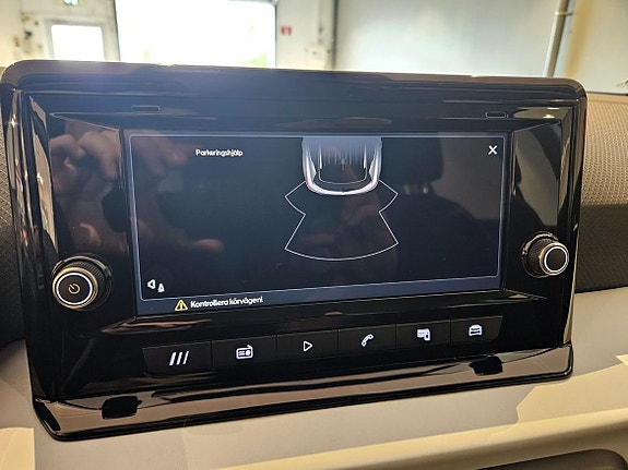 Seat Arona 22 of 24