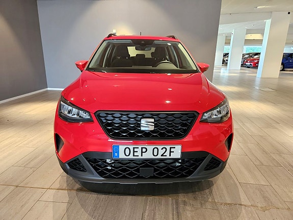 Seat Arona 3 of 24