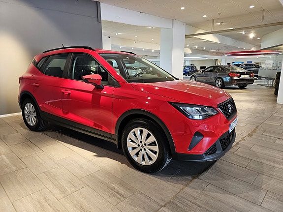 Seat Arona 4 of 24