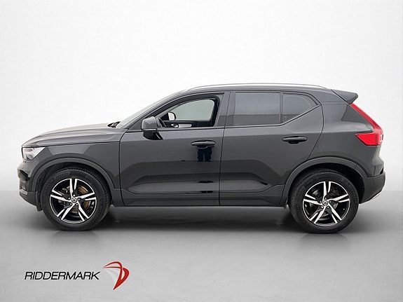 Volvo XC40 4 of 5