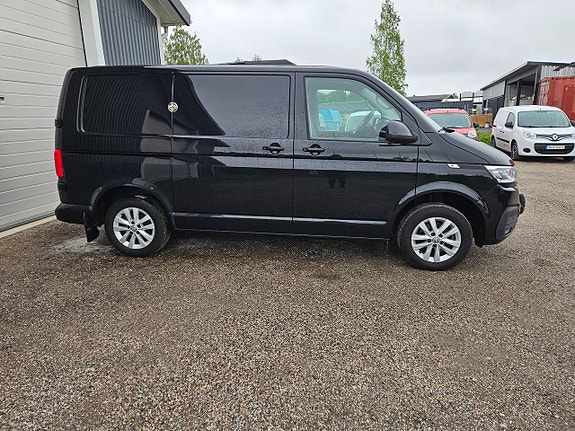 Volkswagen Transporter 3 of 5