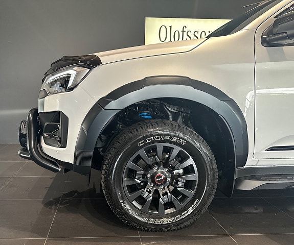 Isuzu D-max 9 of 13