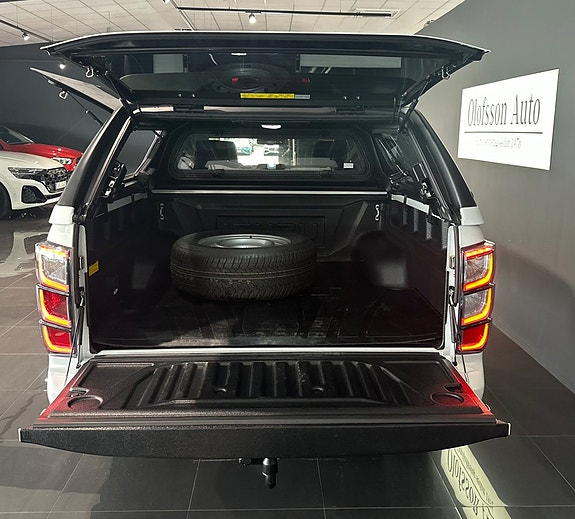 Isuzu D-max 6 of 13