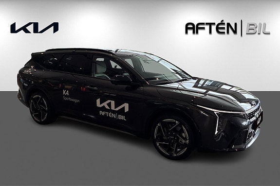 Kia K4 4 of 5