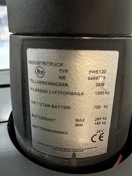 Toyota SWE120 8 of 9