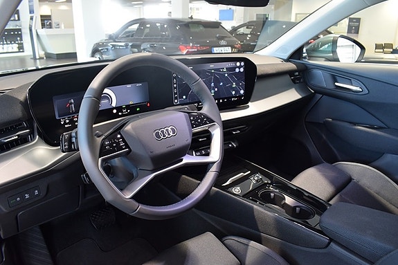 Audi Q3 5 of 5
