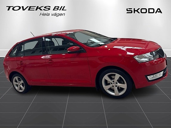 Skoda Rapid Spaceback 2 of 5