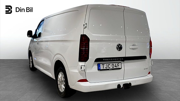 Volkswagen Transporter 3 of 5