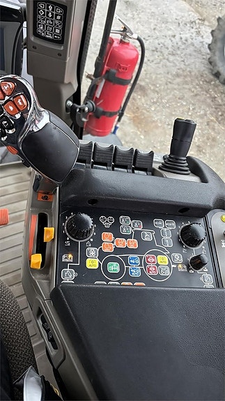 Case IH PUMA CVX 230 TRAKTOR 10 of 12