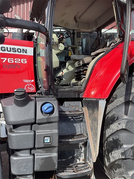 Massey Ferguson 7626 Dyna 6 7 of 11