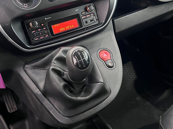 Renault Kangoo Express 17 of 18