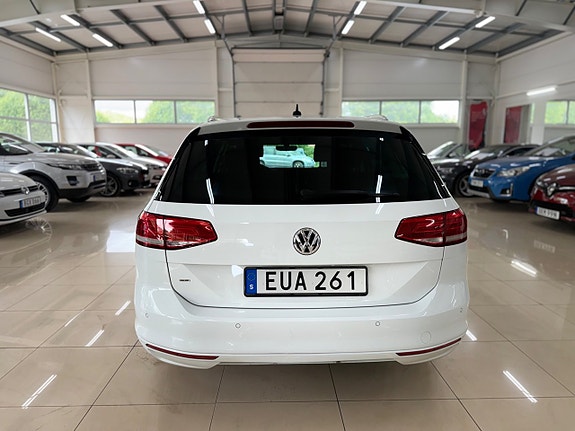 Volkswagen Passat 5 of 5