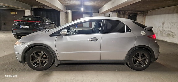 Honda Civic 2 of 5
