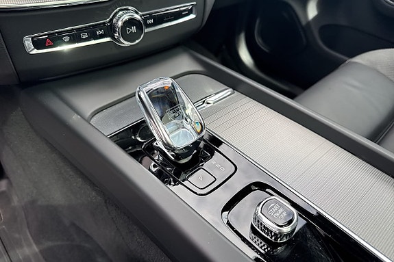 Volvo XC60 21 of 24
