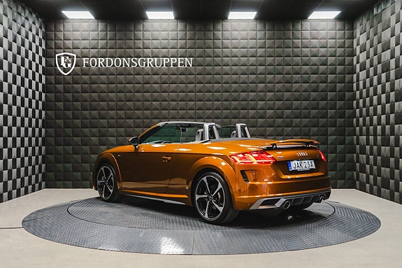 Audi TT 6 of 22