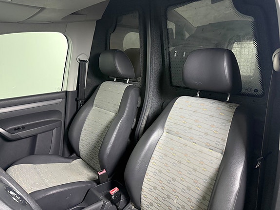 Volkswagen Caddy Maxi 12 of 17