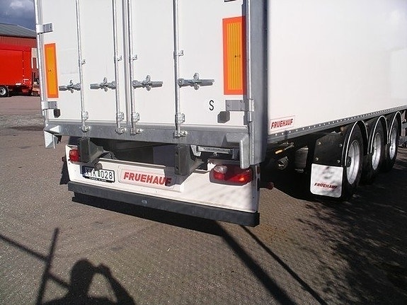 Fruehauf Skåptrailer Express Liner 9 of 12