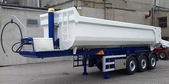 Benalu Mega HArdox tipptrailer med skjutbara axlar 4 of 5