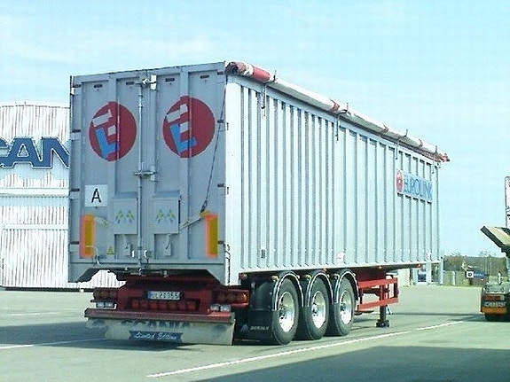 Benalu Tipptrailer ULTRACUBE 72.3 kbm  FÖR SKROTKÖRNING 6 of 9