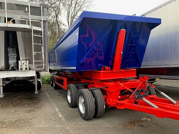 Benalu 6,8 ton Dubbel mont 38 tons tippsläpvagn. Siderale 6 of 6