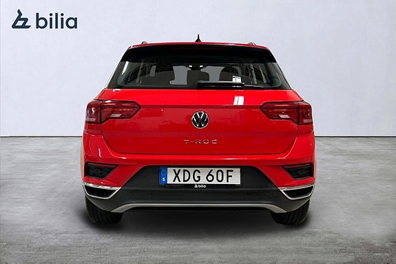 Volkswagen T-Roc 3 of 5