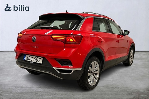 Volkswagen T-Roc 14 of 15