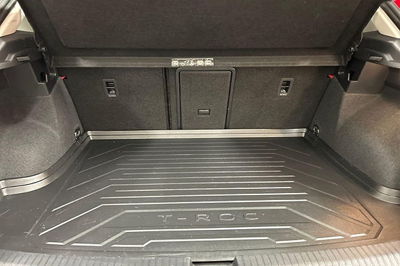 Volkswagen T-Roc 9 of 15