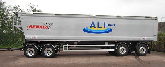 Benalu Bulkliner S 4-axl 38 tippsläpvagn Varmluftkanaler 2 of 8