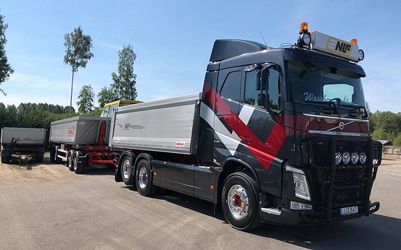 Benalu Laglig Last 46 ton Siderale Lättviktsekipage Tipp