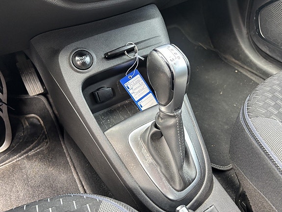 Renault Captur 14 of 14