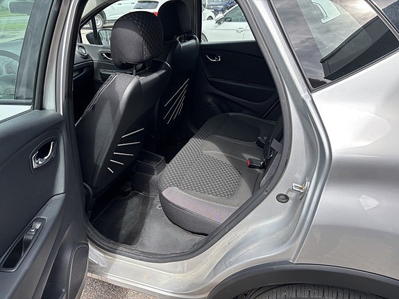 Renault Captur 8 of 14
