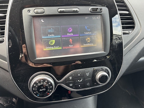 Renault Captur 13 of 14