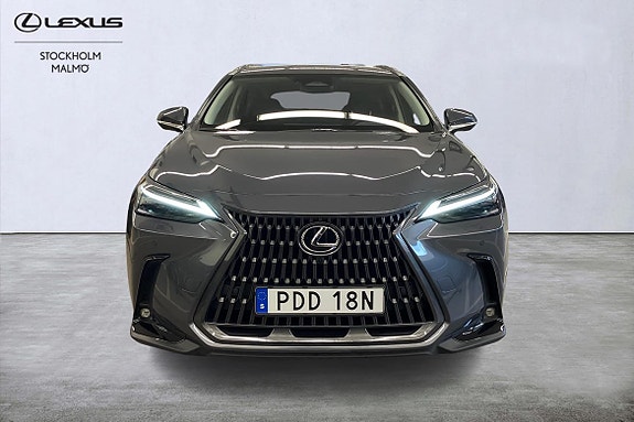 Lexus NX450h+ 17 of 20
