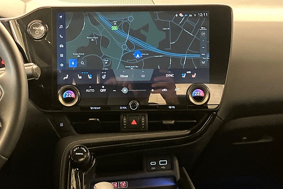 Lexus NX450h+ 13 of 20