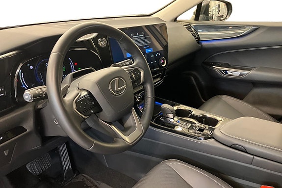 Lexus NX450h+ 7 of 20