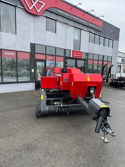 Massey Ferguson 1842 S 2 of 6