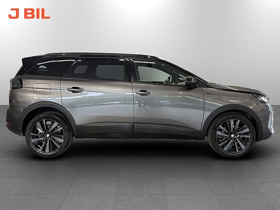 Peugeot 5008 16 of 19
