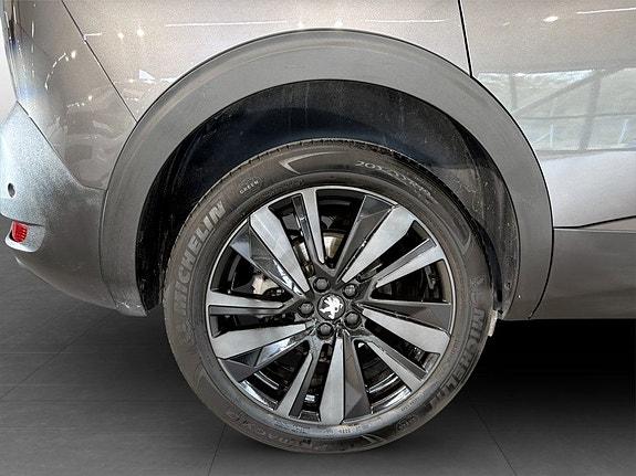 Peugeot 5008 17 of 19