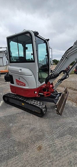 Takeuchi TB 325R Höst kampanj! 4 of 15