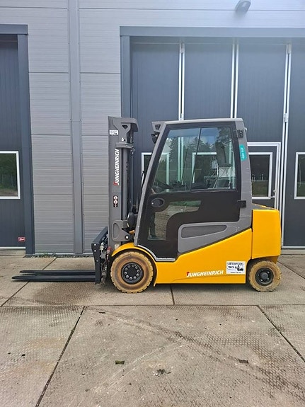 Jungheinrich EFG 425 5 of 6