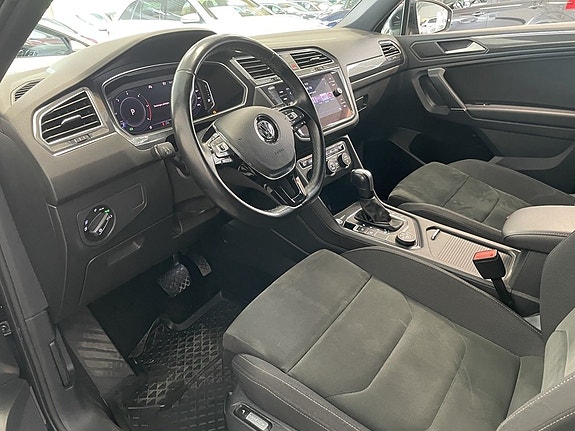 Volkswagen Tiguan Allspace 17 of 27