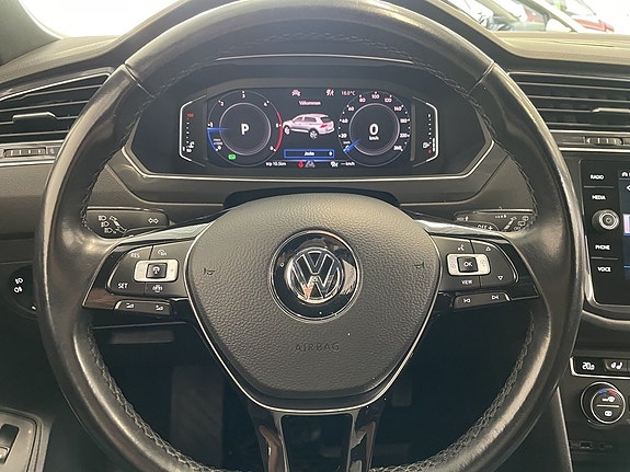 Volkswagen Tiguan Allspace 16 of 27