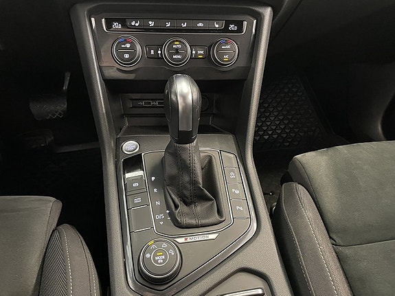 Volkswagen Tiguan Allspace 25 of 27