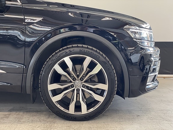 Volkswagen Tiguan Allspace 6 of 27