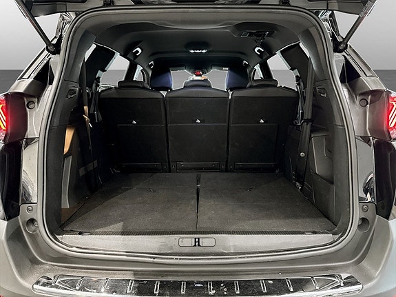 Peugeot 5008 18 of 18