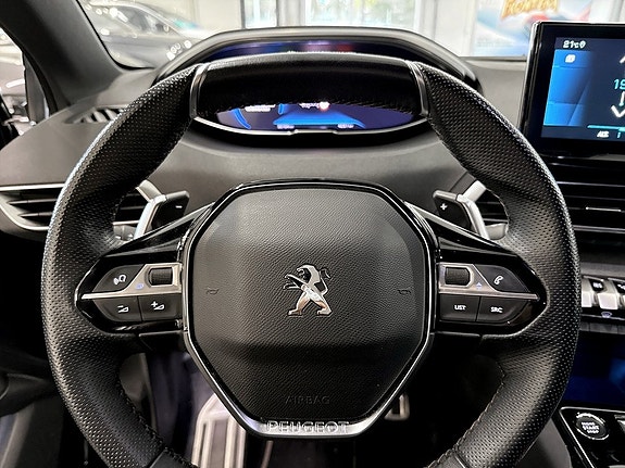 Peugeot 5008 7 of 18