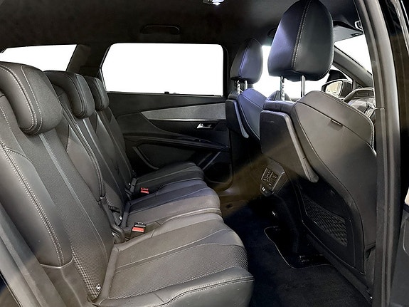 Peugeot 5008 14 of 18