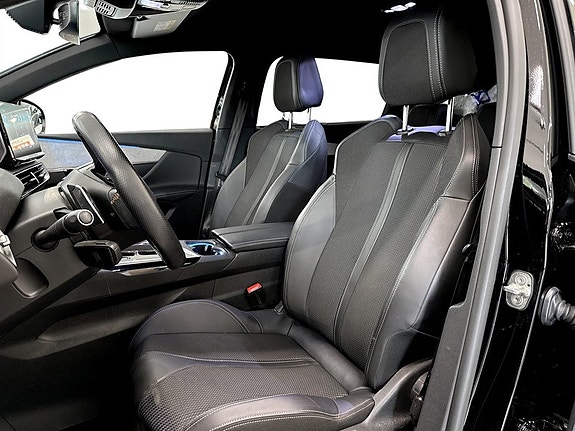 Peugeot 5008 4 of 5