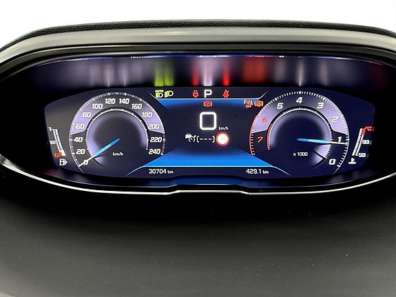 Peugeot 5008 8 of 18